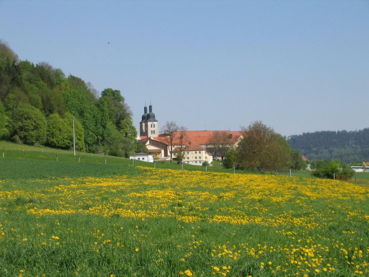 Kloster Plankstetten Gaste- Und Tagungshaus Berching Buitenkant foto